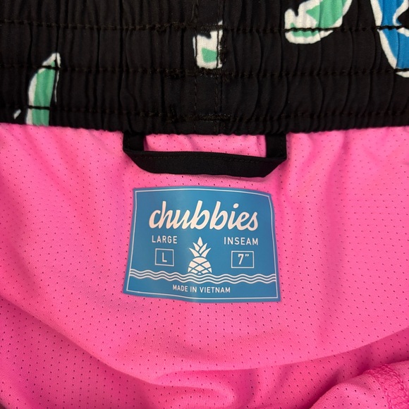 Chubbies Swim Trunks Havana Nights 7” Inseam - Picture 3 of 8